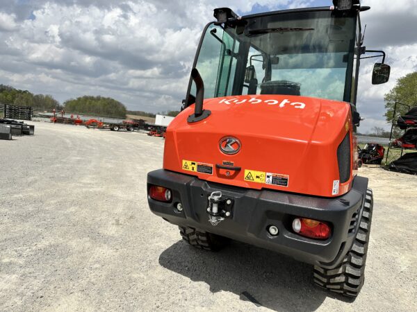 2024 R640 (FORMER DEMO) - Image 8